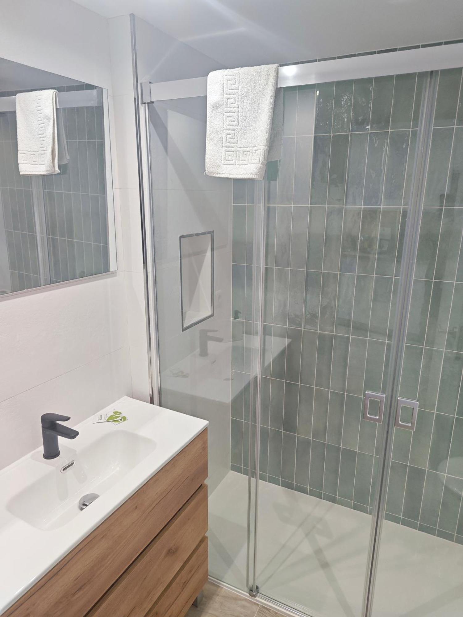 Casa Oasis Benalbeach 베날마데나코스타 객실 사진