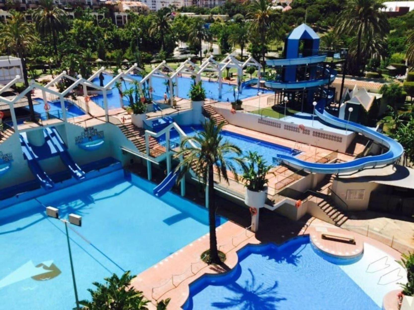 Casa Oasis Benalbeach 베날마데나코스타 외부 사진